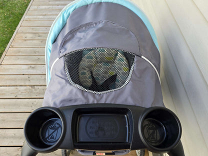 Graco Comfy Cruiser with Click Connect option (Car seat not included)