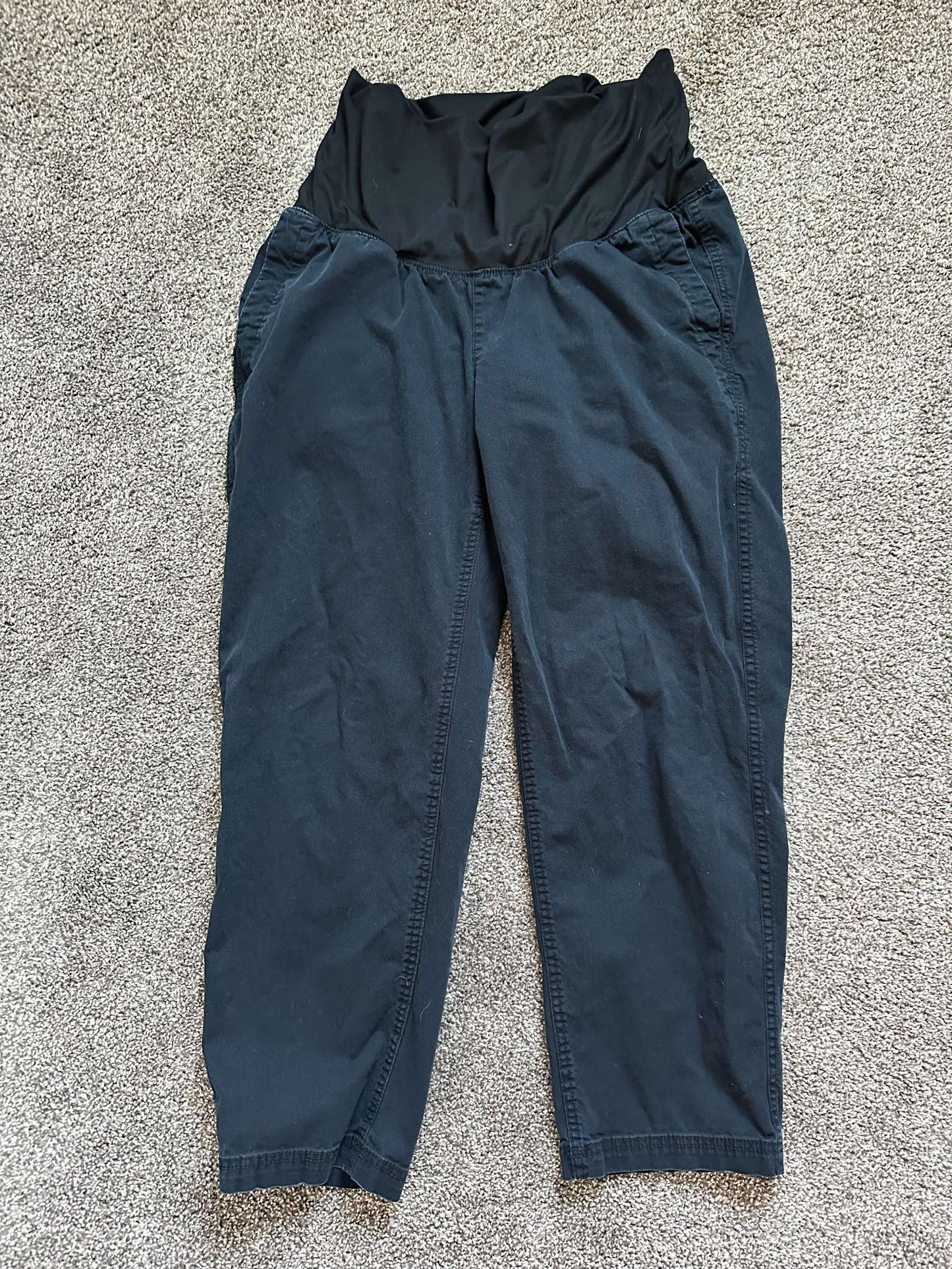 Black maternity pants, Maternity L (12-14)
