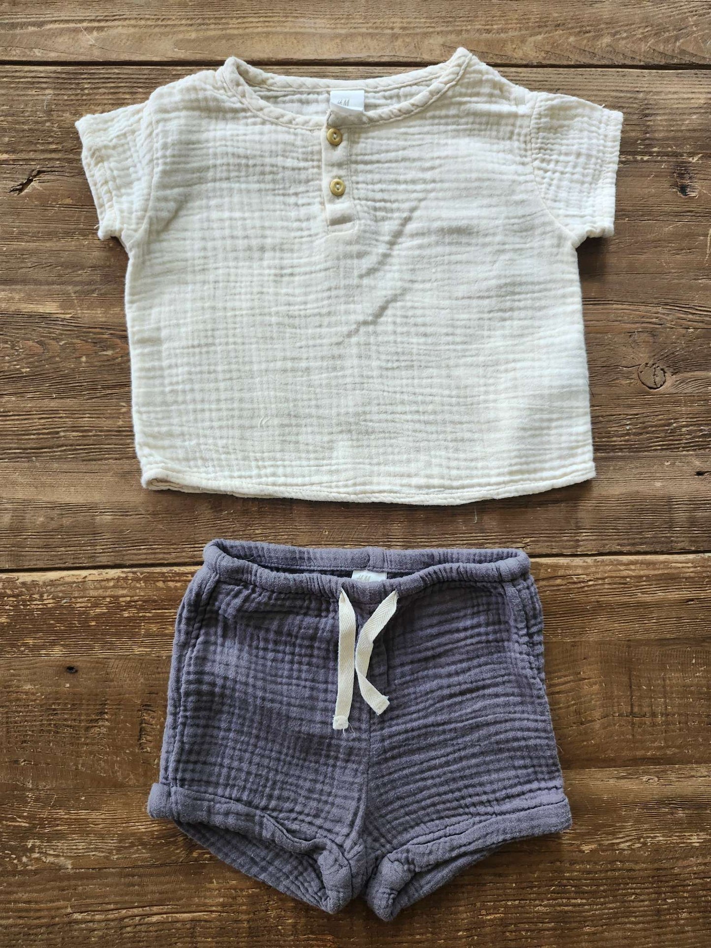 H&M, Textured-weave henley and short set, 6-9 months, EUC, Kids 9 Month (6-9M)