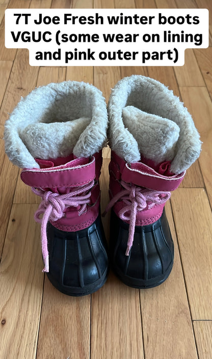 7T Joe Fresh Winter Boots, Shoes 7.5 (Toddler:2-4yr)
