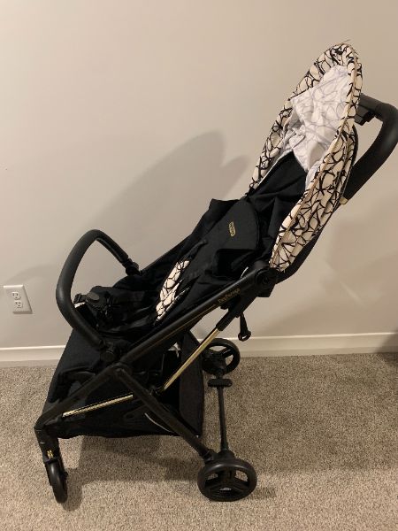 *Brand New* Peg Perego Selfie Travel Stroller. MSRP $499