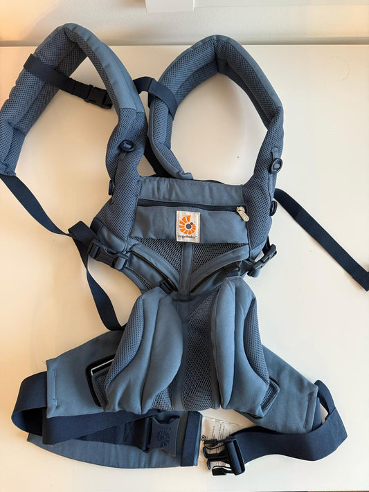 NEW NO TAGS Omni 360 Baby Carrier (Cool Air Mesh)