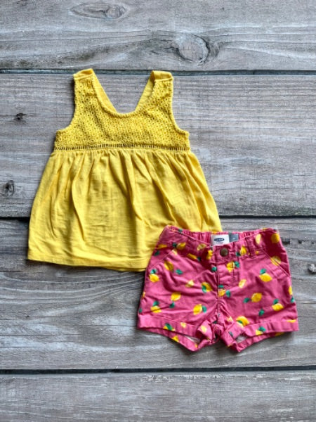 Old Navy size 2T girls pink yellow lemons outfit with shorts, Kids 2T