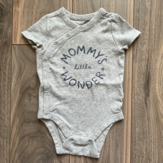 Grey Mommy’s Little Wonder Onesie, Kids 6 Month (3-6M)