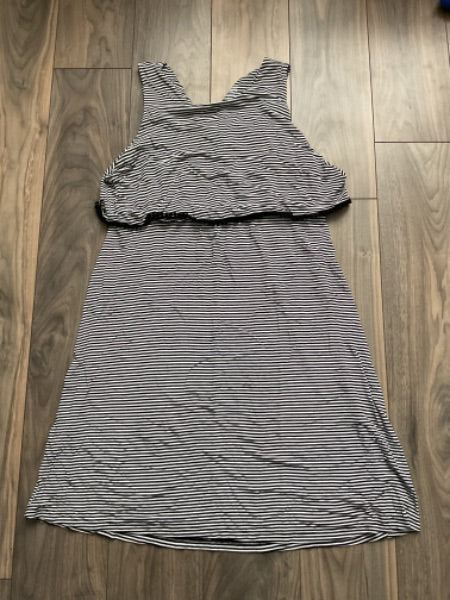 Nursing/maternity dress