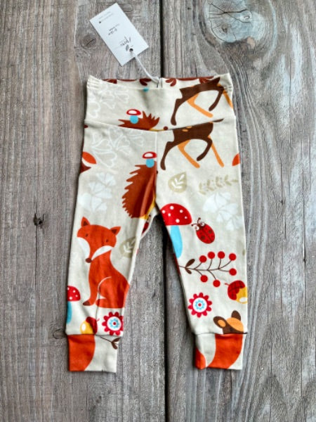 Small shop handcrafted 6-9m baby joggers, woodland animals, new with tags, Kids 9 Month (6-9M)