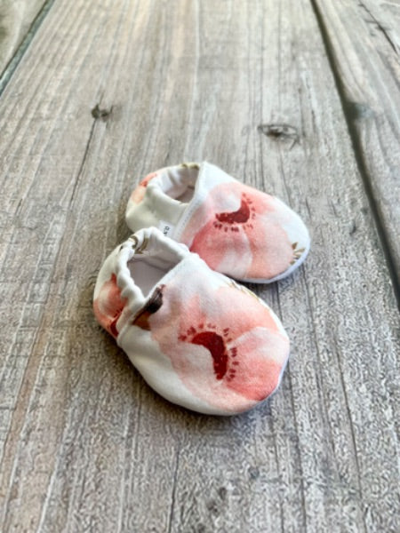 Small shop handmade organic 0-6m baby girl floral slip on shoes, new without tags, Shoes 1 (Baby: 0-12 mth)