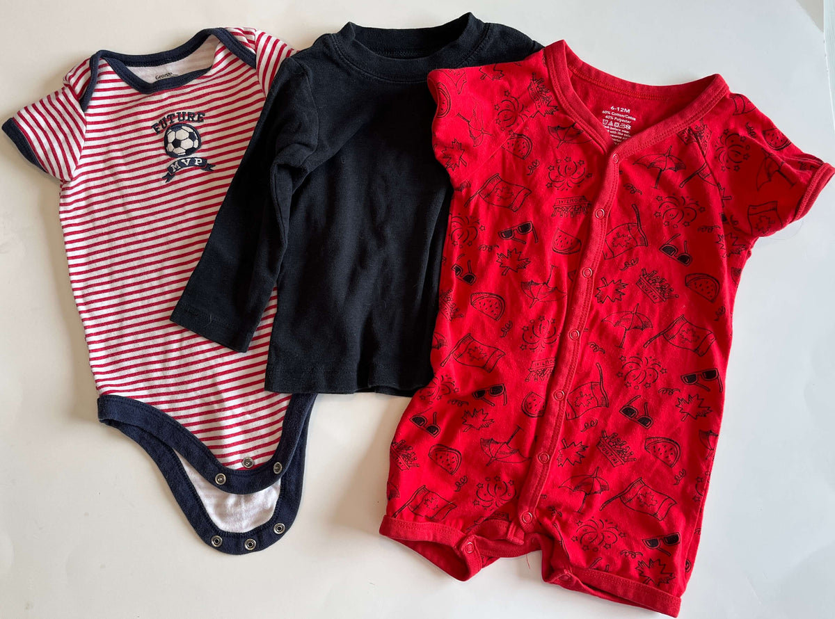 Boys' 6-12 month bundle: Onesie & Romper – George, size 6-12 months Long-sleeve black shirt – Carter's, size 12 months, Kids 9 Month (6-9M)