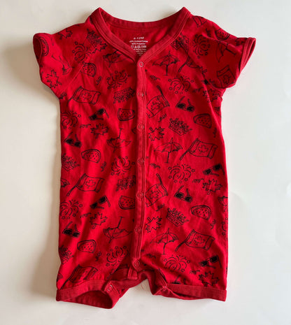 Boys' 6-12 month bundle: Onesie & Romper – George, size 6-12 months Long-sleeve black shirt – Carter's, size 12 months, Kids 9 Month (6-9M)