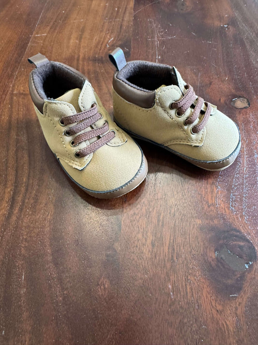 Carter’s Baby Boots (0-3M), Shoes 2 (Baby: 0-12 mth)