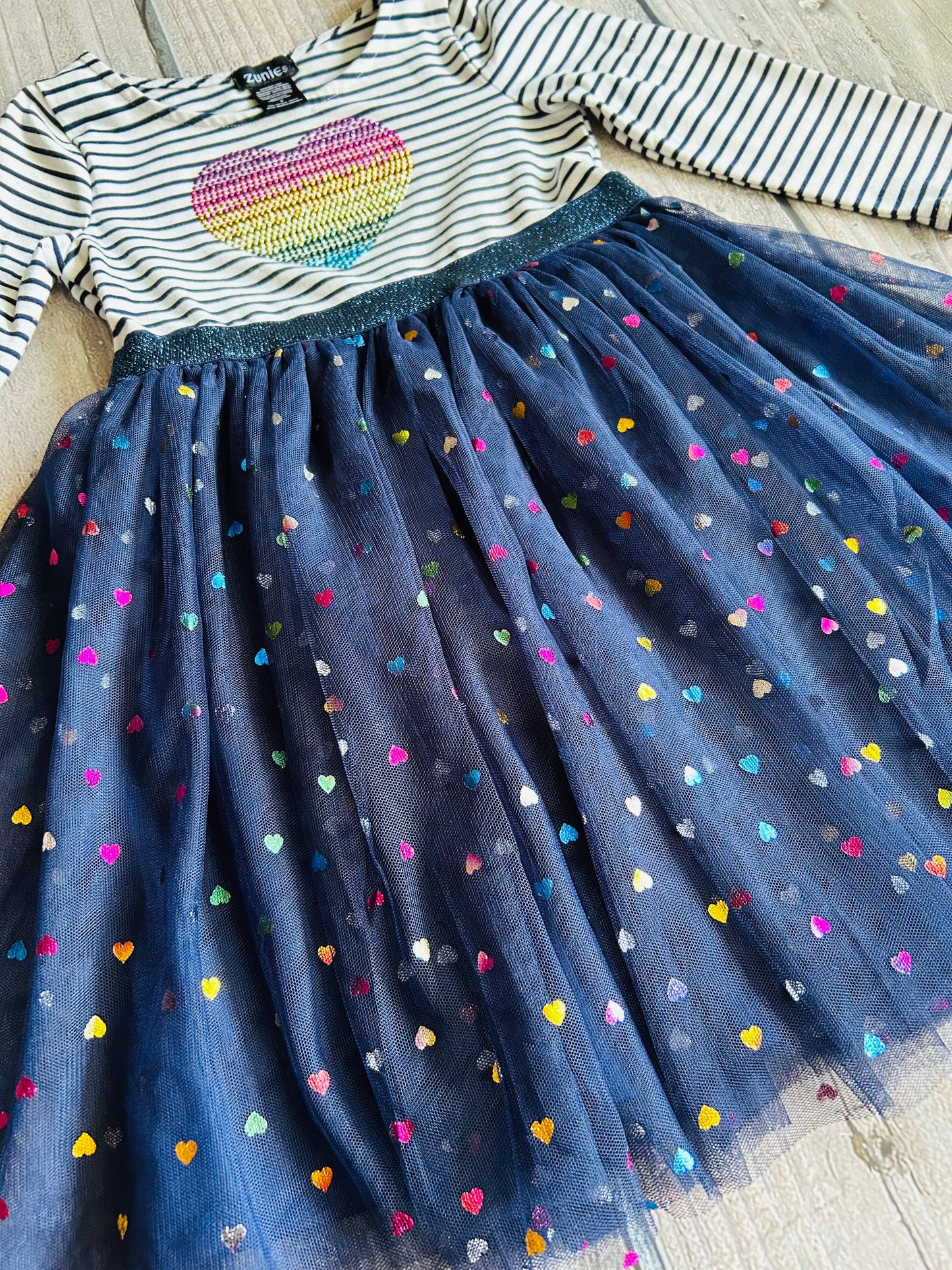 Zunie size 6 girls dark navy blue tulle skirt dress with rainbow foil hearts, Kids 6/6X (extra small)