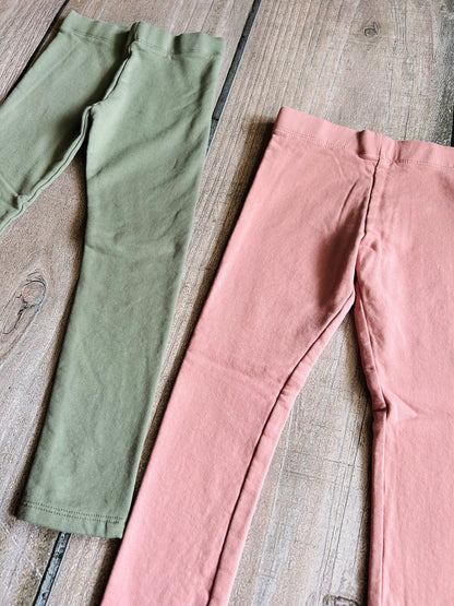 H&M size 5-6yrs girls olive green and dusty rose pink brushed leggings, like new, Kids 5/5T (extra small)