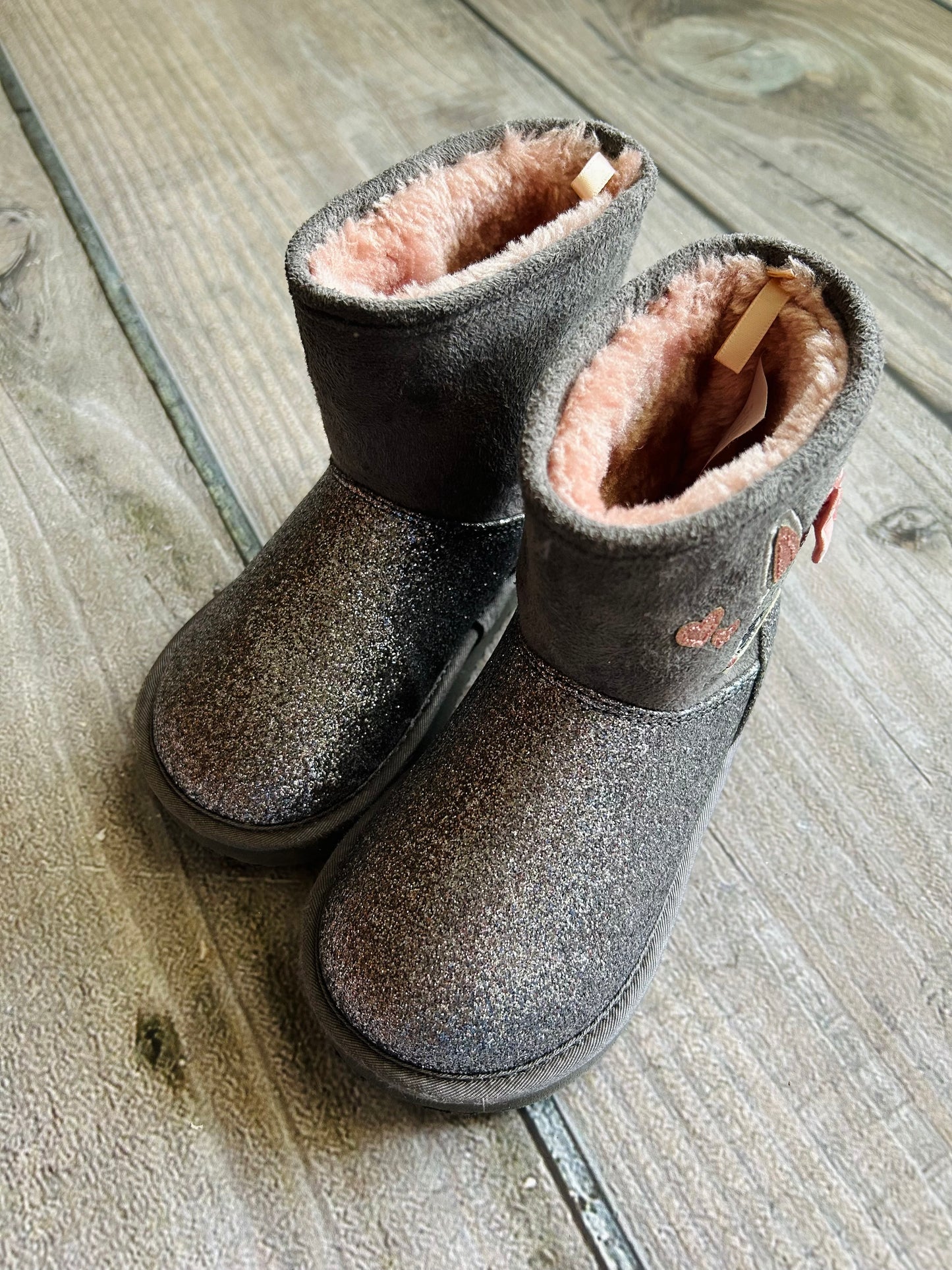 H&M size 9-9.5T girls grey pink sparkly faux fur bunny boots, EEUC, Shoes 9.5 (Toddler:2-4yr)