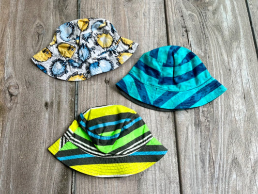 Carter’s size 4-7 boys reversible sun bucket hats & BabyGap reversible blowfish sun bucket hat