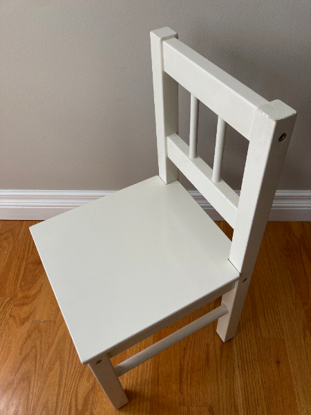 IKEA kids chair (2 of 2), White