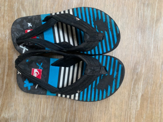 Quicksilver Flip Flops - size 10, Shoes 10 (Toddler:2-4yr)