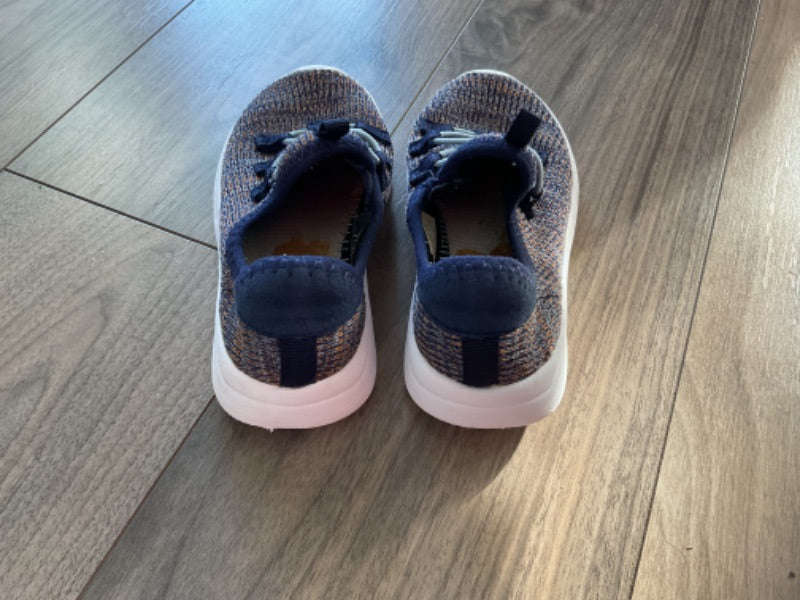 Slip on Mesh Runners Size 9, Shoes 9 (Toddler:2-4yr)