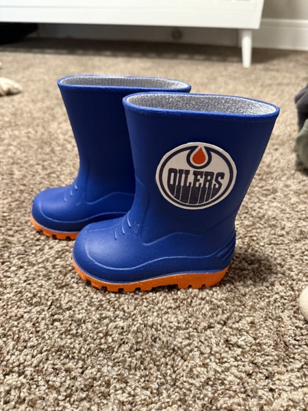 Oilers Rubber Boots Size 6, Shoes 6 (Walkers:12-24 mth)