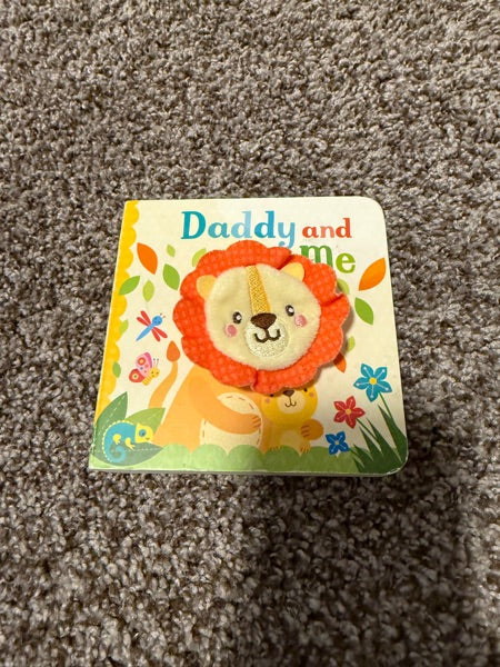 Daddy & Me Lion Book