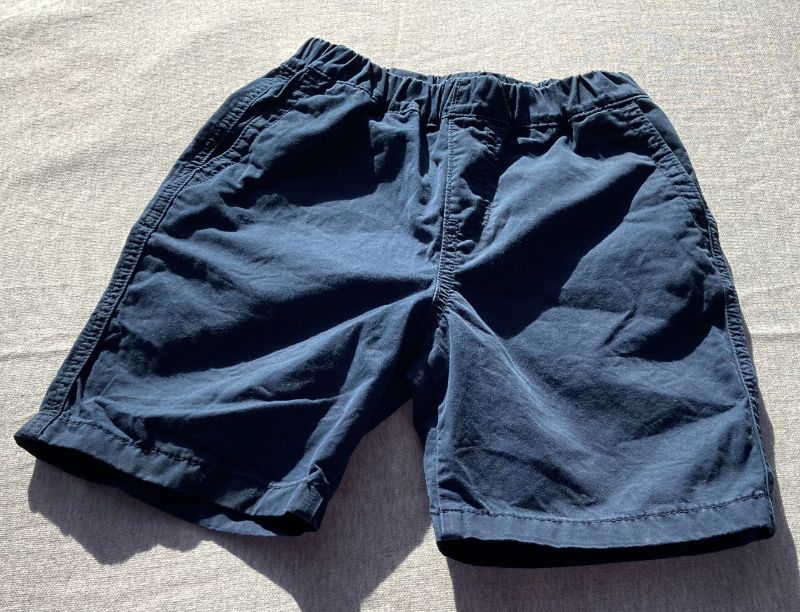 Uniqlo navy shorts, Boys, Size 5/6, Kids 5/5T (extra small)