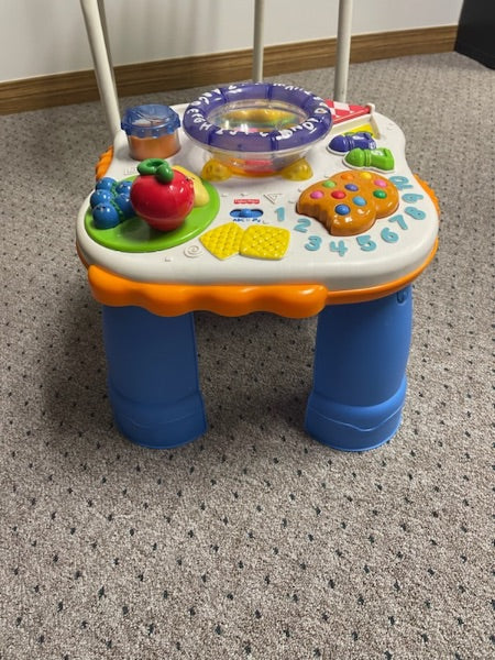 Toddler play station table