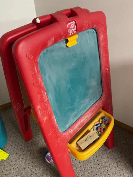 Play easel with chalk board and white magnetic board