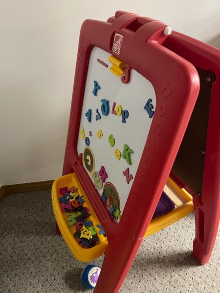 Play easel with chalk board and white magnetic board