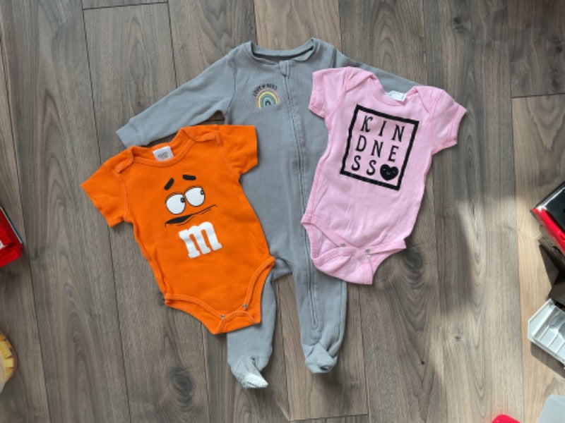 Grey Sleeper and Onesies, Kids 18 Month (12-18M)