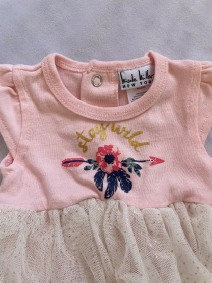 Nicole Miller 3 piece “stay wild” set, 0-3 months , Kids 3 Month (0-3M)