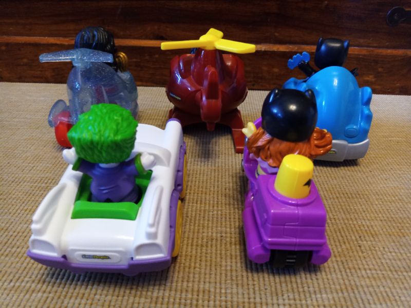 Fisher Price Little People DC Batman Set - Characters with Vehicles