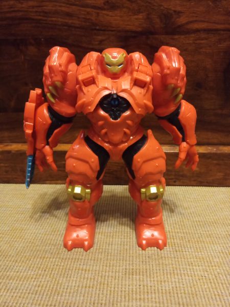 Mech Strike Monster Hunter - Iron Man