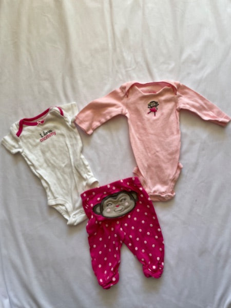 Carter’s 3 piece monkey set, 3 months , Kids 3 Month (0-3M)