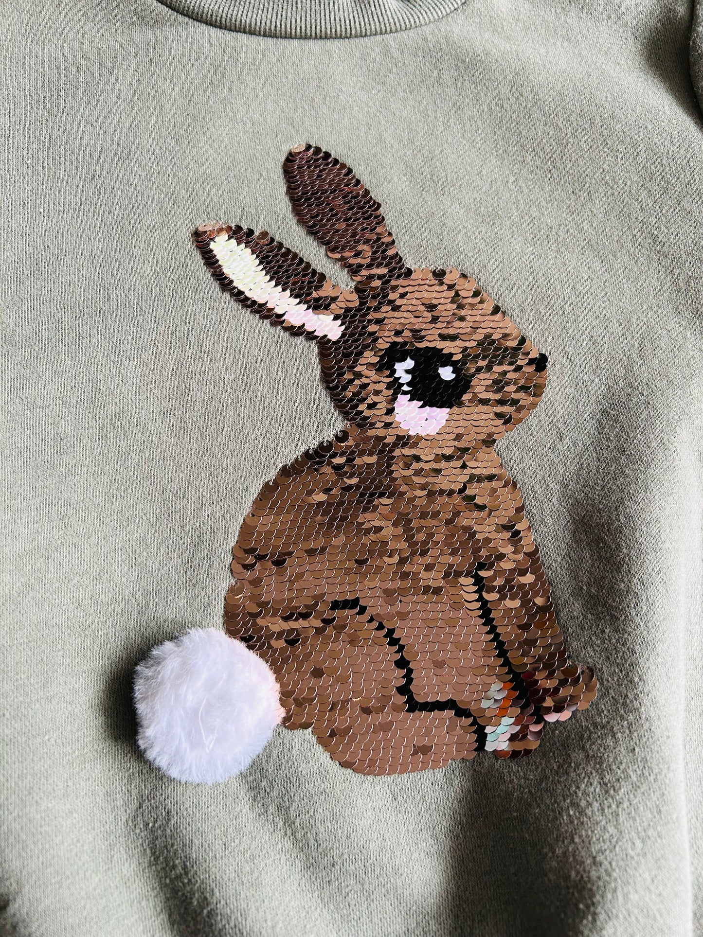 H&M size 4-6yrs girls olive green sweater, pullover, bunny with flip sequins, Kids 6/6X (extra small)