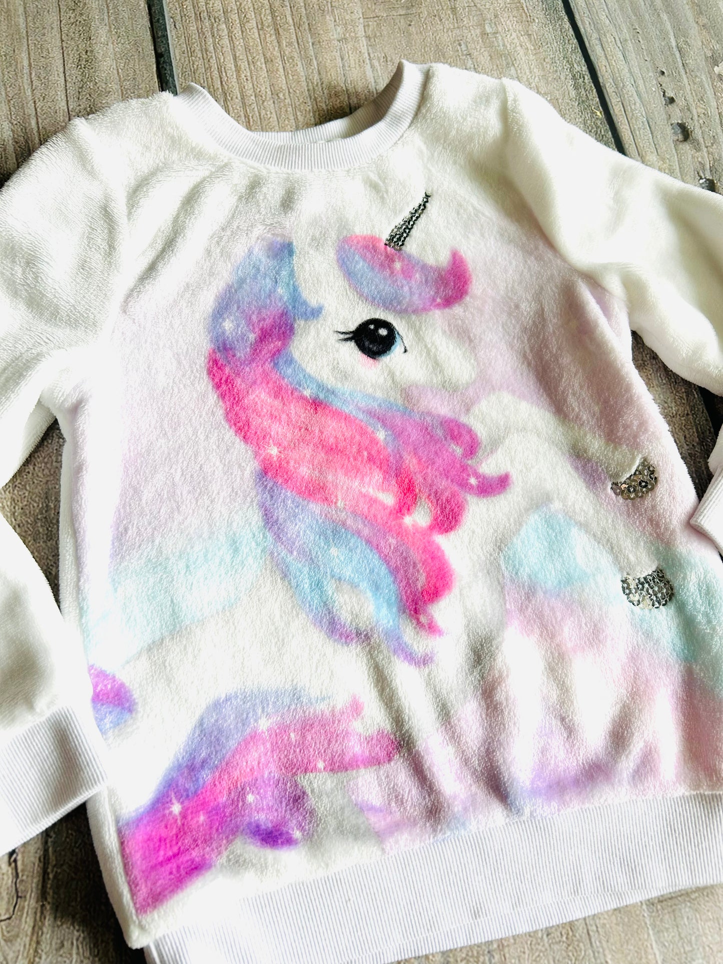 H&M size 4-6yrs girls plush unicorn sweater, pullover, like new, Kids 6/6X (extra small)