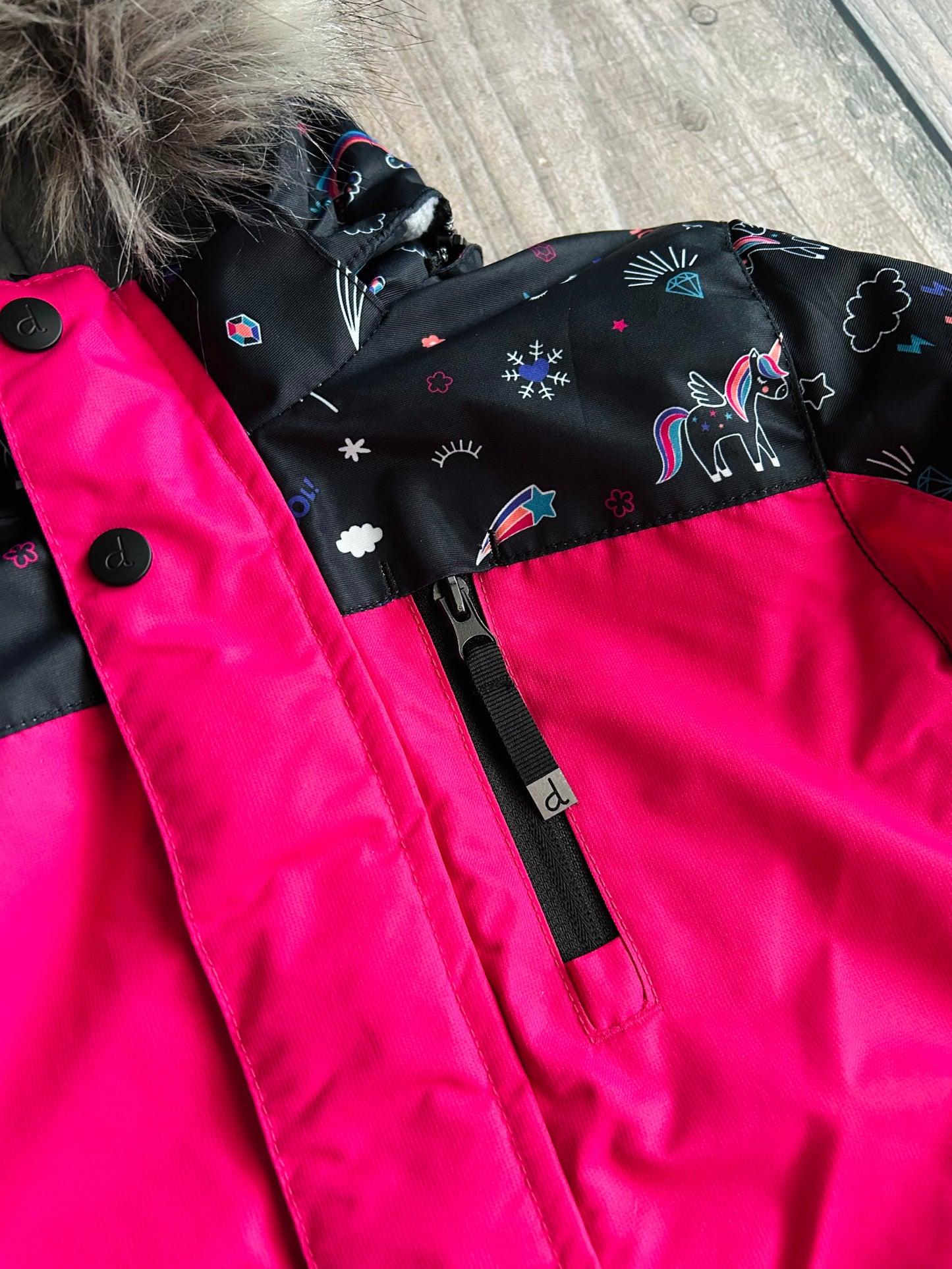 Deux Par Deux size 6 girls one piece snowsuit, pink black, unicorn print, grow with me, retails for $240, Kids 6/6X (extra small)