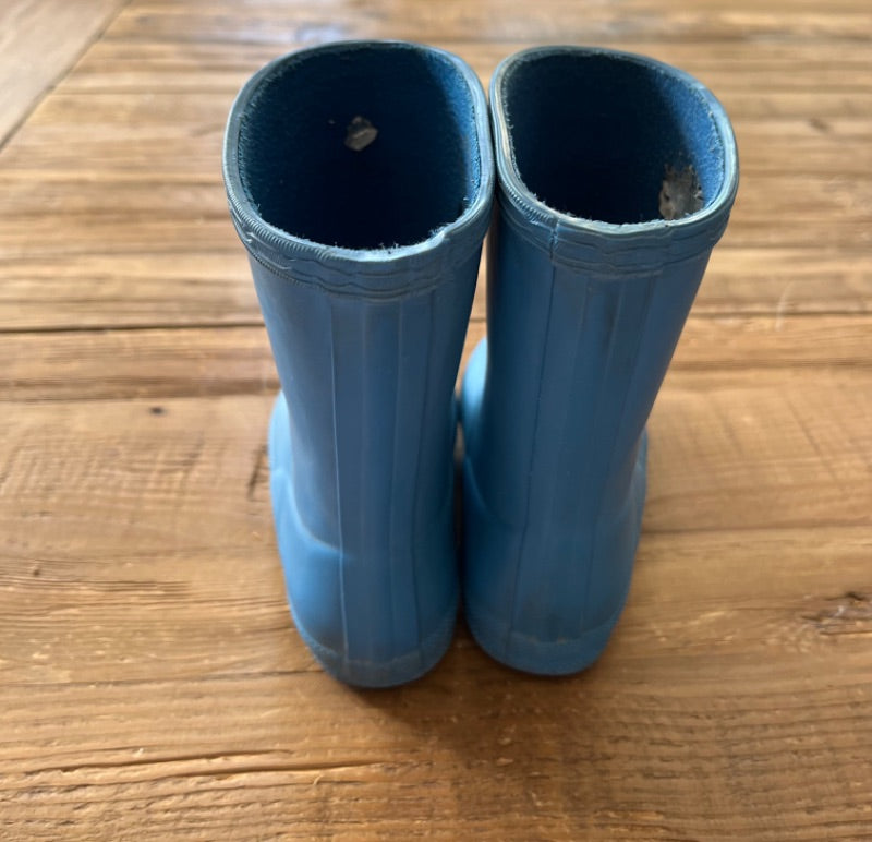 Hunter rain boots, blue, size 7 (UK 6)