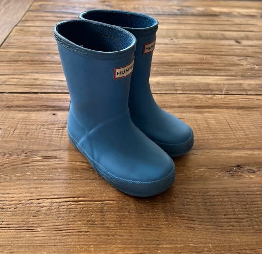 Hunter rain boots, blue, size 7 (UK 6)