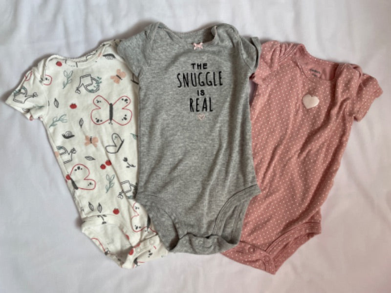 Set of 3 Carter’s 6 month onesies, pink heart, floral, “the snuggle is real”, Kids 6 Month (3-6M)