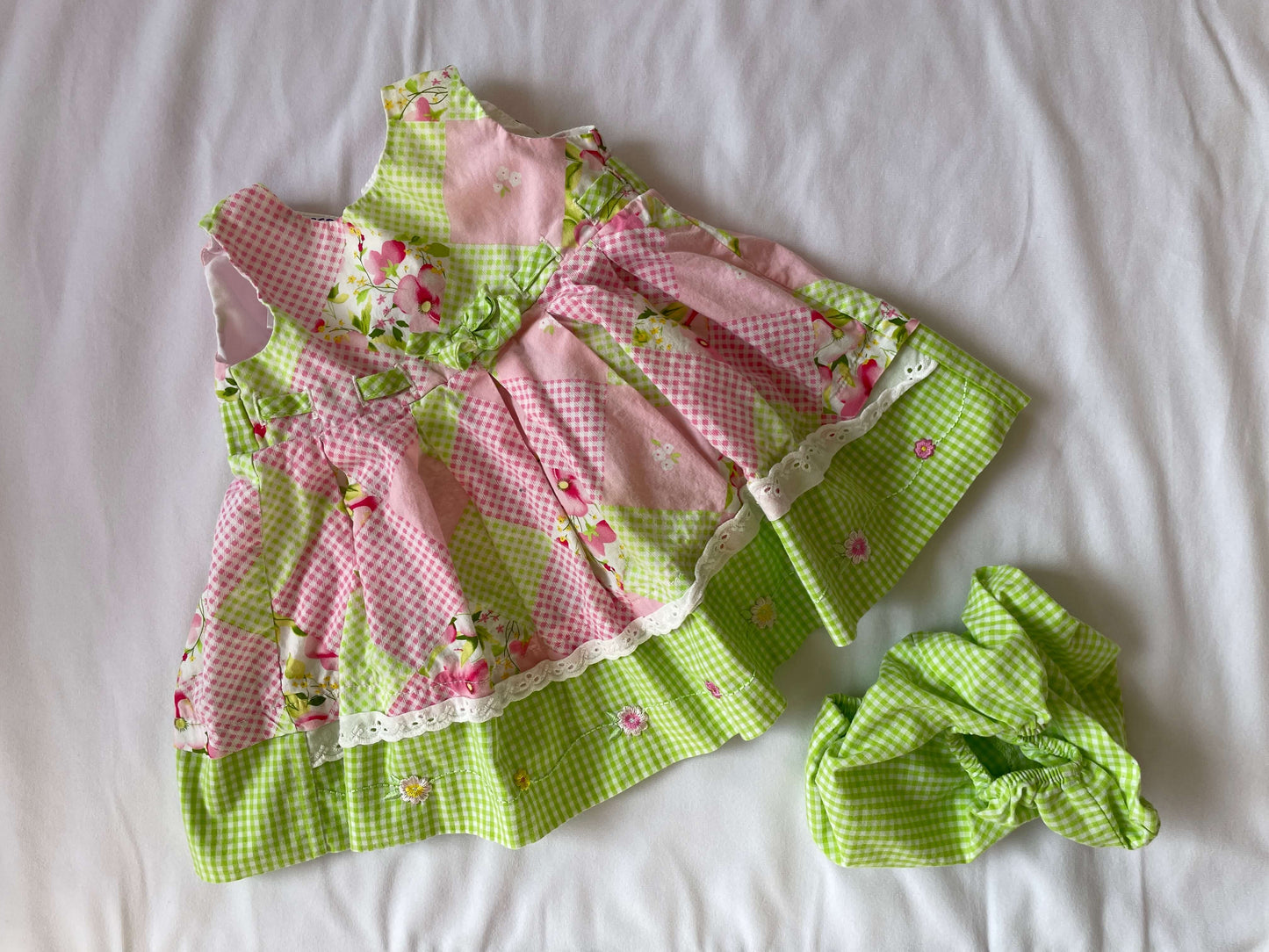 Green/pink 3-6 month dress with diaper cover , Kids 6 Month (3-6M)