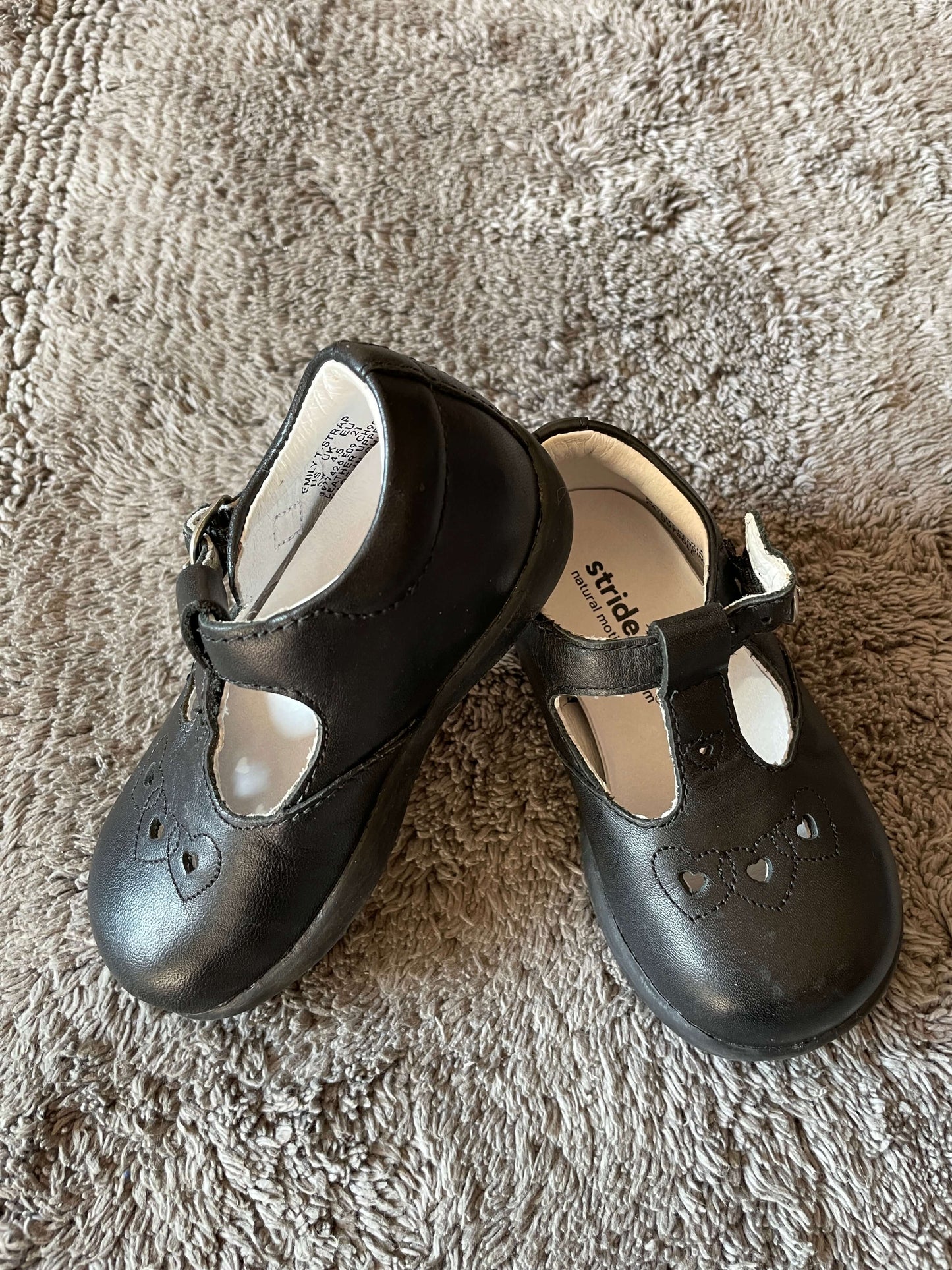 NWOT Black Stride rite shoes size 5, Shoes 5 (Walkers:12-24 mth)