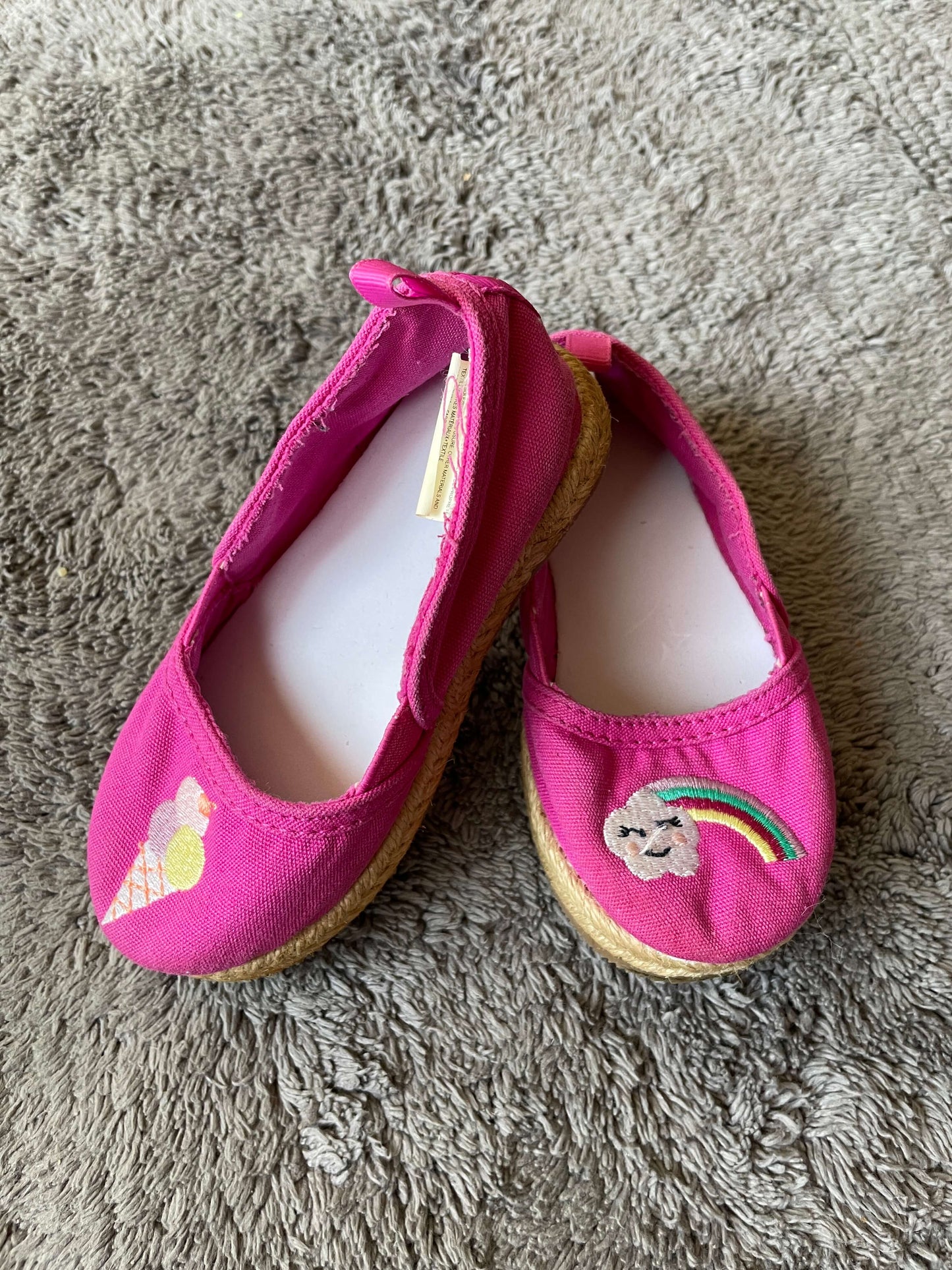 Gymboree size 6 pink flats , Shoes 6 (Walkers:12-24 mth)