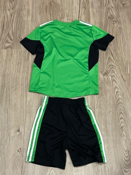 Adidas, 3-piece Soccer Outfit, size 2T-3T, VGUC, Kids 2T