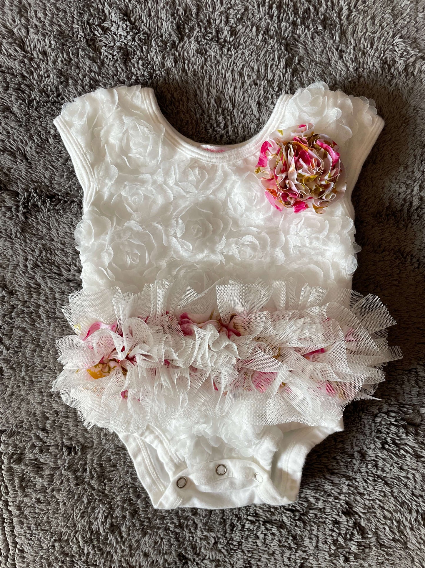 Popatu 12M onesie with flowers and tutu, white and pink, Kids 12 Month (9-12M)