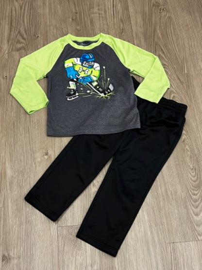 Under Armour Outfit, L/S Hockey shirt & pants, size 3T, Kids 3T