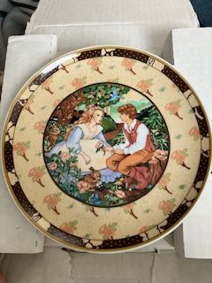 Vintage decorative plate "Roses are Red"