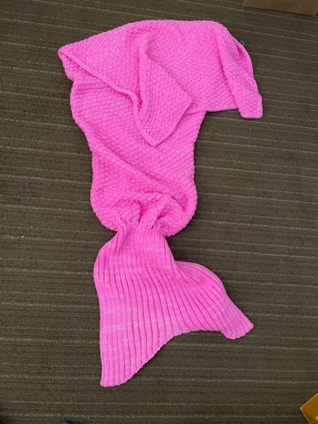 Mermaid Tail Blanket - Pink