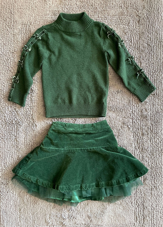Children's Place 24M green Christmas outfit, Kids 24 Month (18-24M)