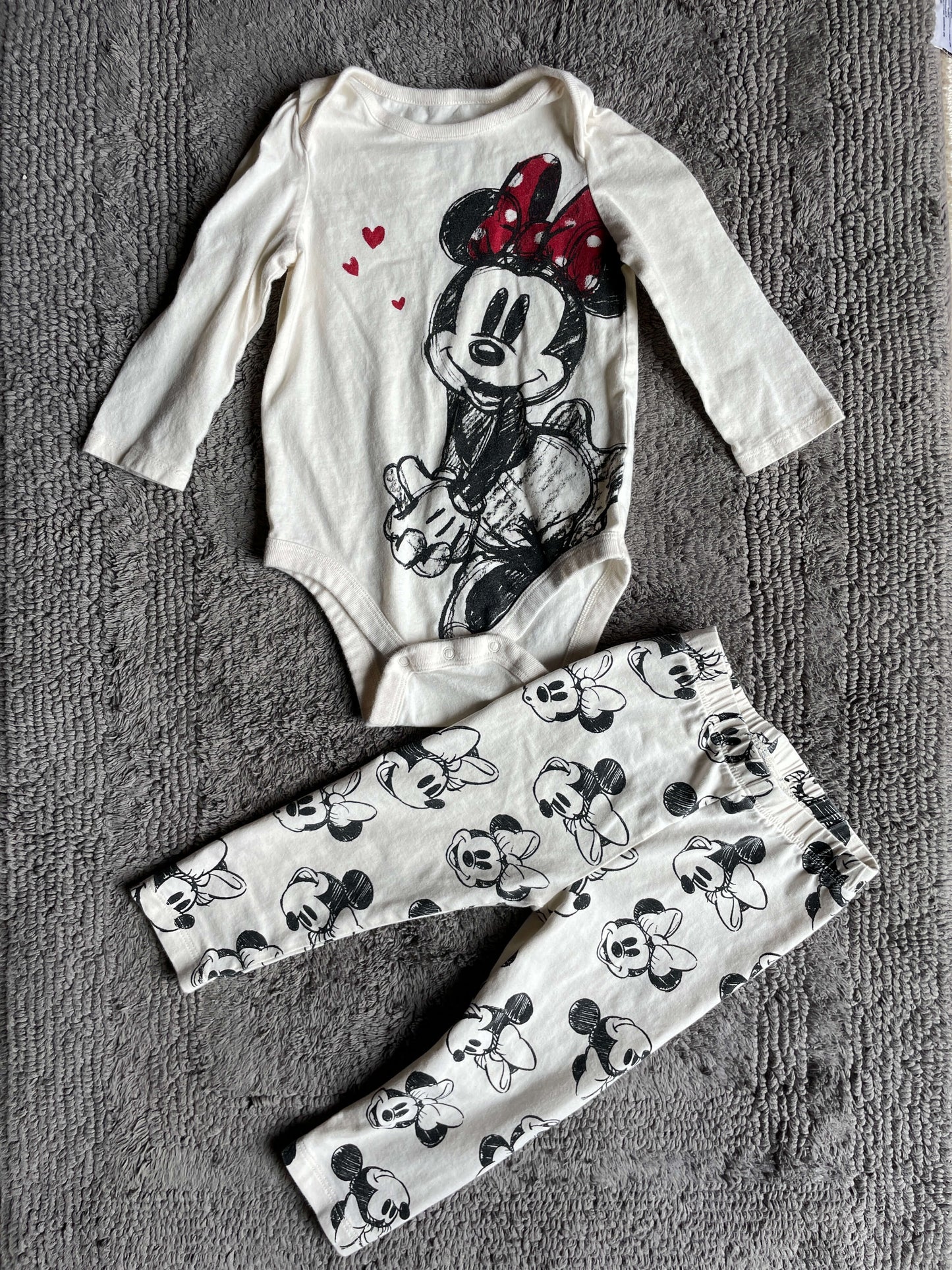Disney Baby Gap 12-18M Minnie Mouse 2 piece outfit, Kids 18 Month (12-18M)