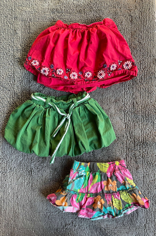 Set of 3 skirts size 2T (Carter’s and Joe fresh), Kids 2T
