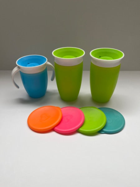 Munchkin 360 cups and lids